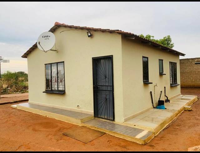 2 BEDROOM HOUSE FOR SALE IN SOSHANGUVE SOUTH